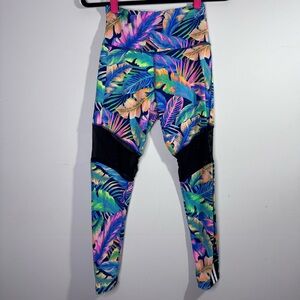 PINK Victoria’s Secret Ultimate Tropical Mesh Panel Leggings Womens Small